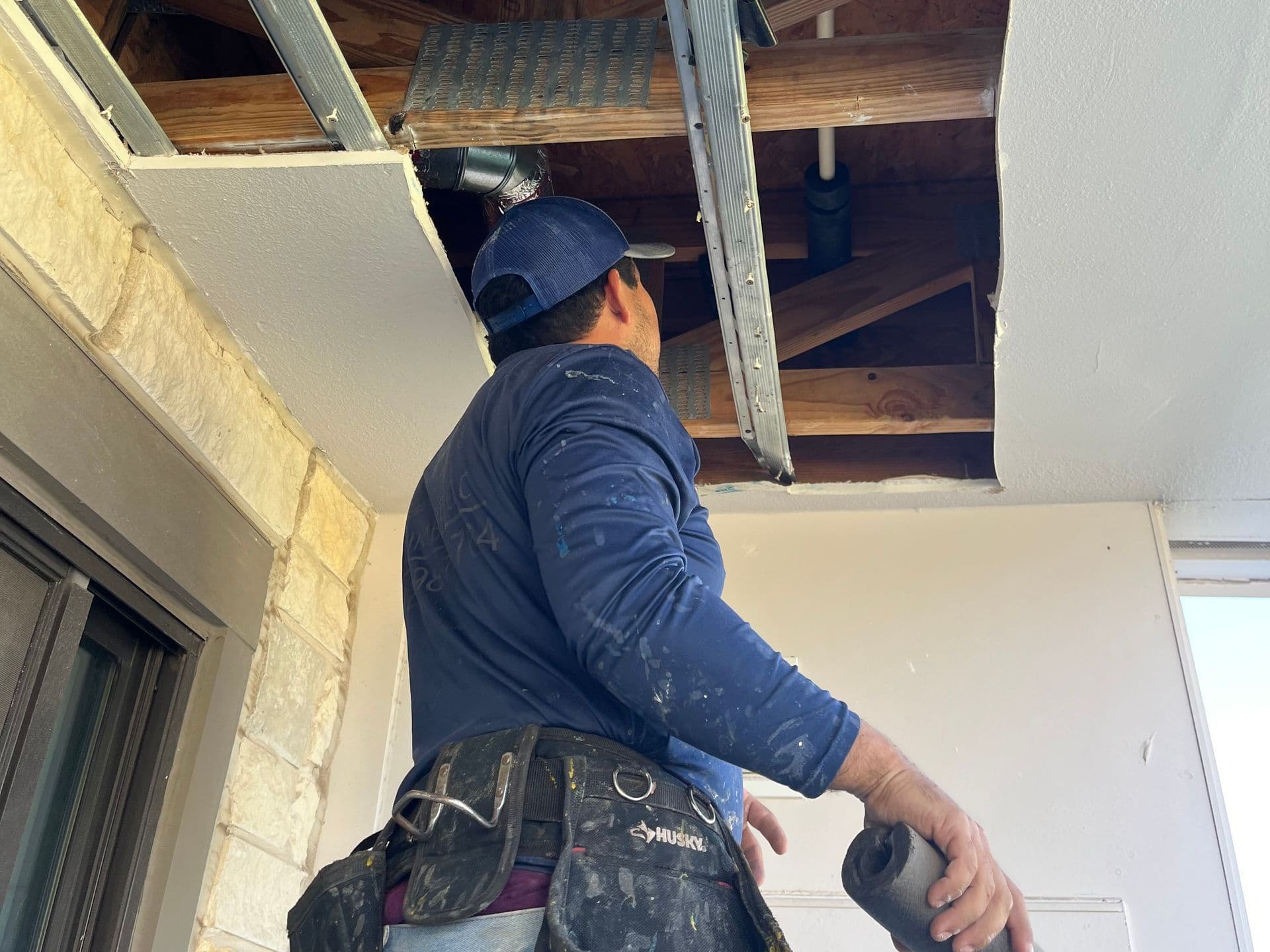 CMM Plumbing technician responding to an emergency plumbing call